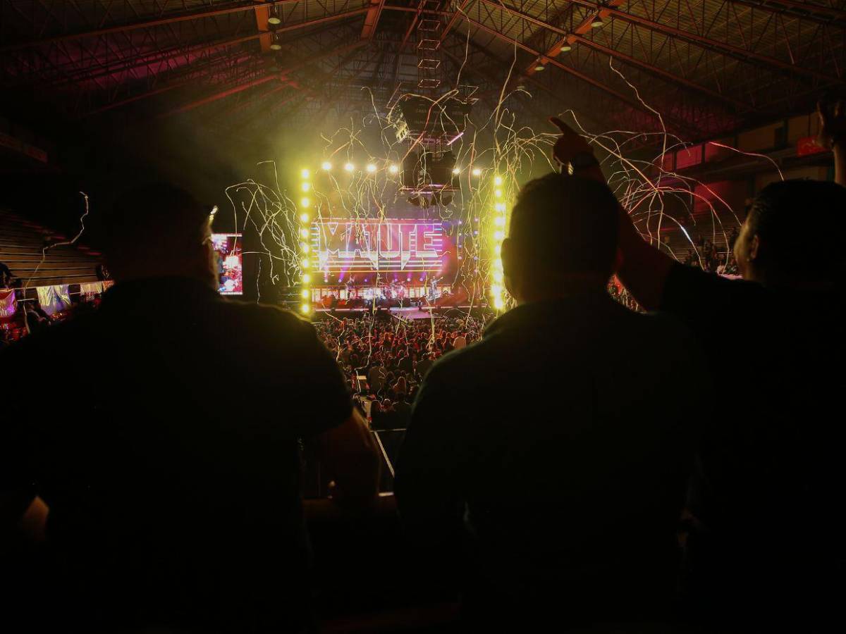 Las fotos que resumen la fiesta ochentera de Matute en Tegucigalpa