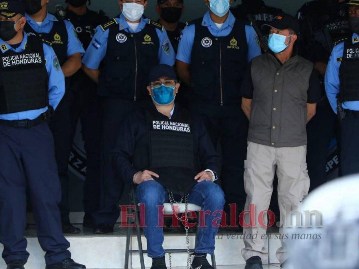 $!El expesidente Juan Orlando Hernández fue capturado el 15 de febrero de 2022 y extraditado el 21 de abril de ese mismo año. El 8 de marzo de 2024 un jurado, en la Corte del Distrito Sur de Nueva York, lo encontró culpable de narcotráfico.