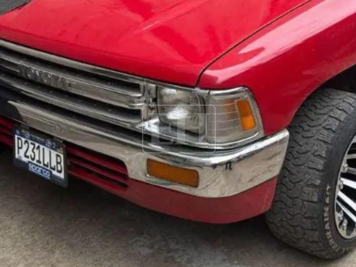 Cubierto con nailon negro: así hallaron el carro vinculado al crimen de Wilson Medina en SPS