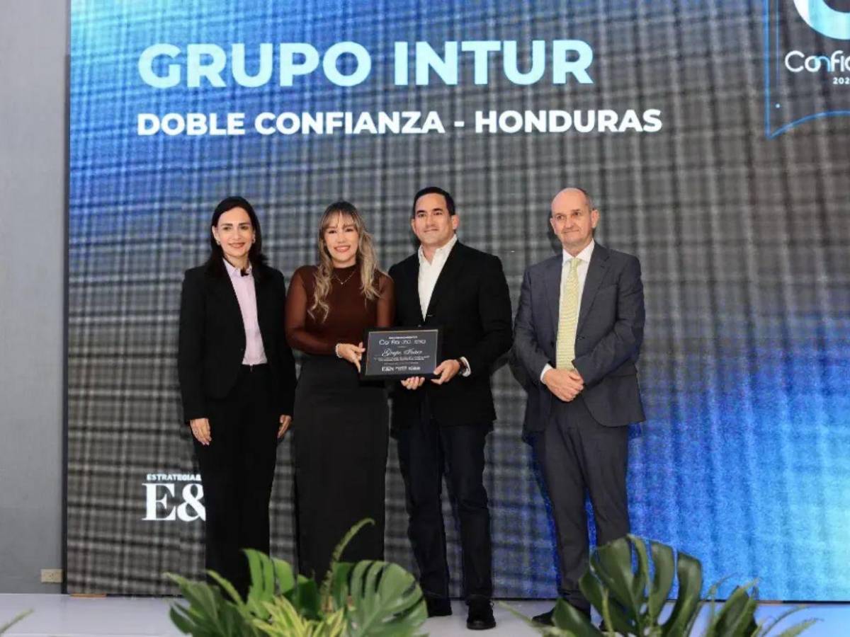 ¿Qué empresas recibieron el reconocimiento Doble Confianza y líderes en Honduras?
