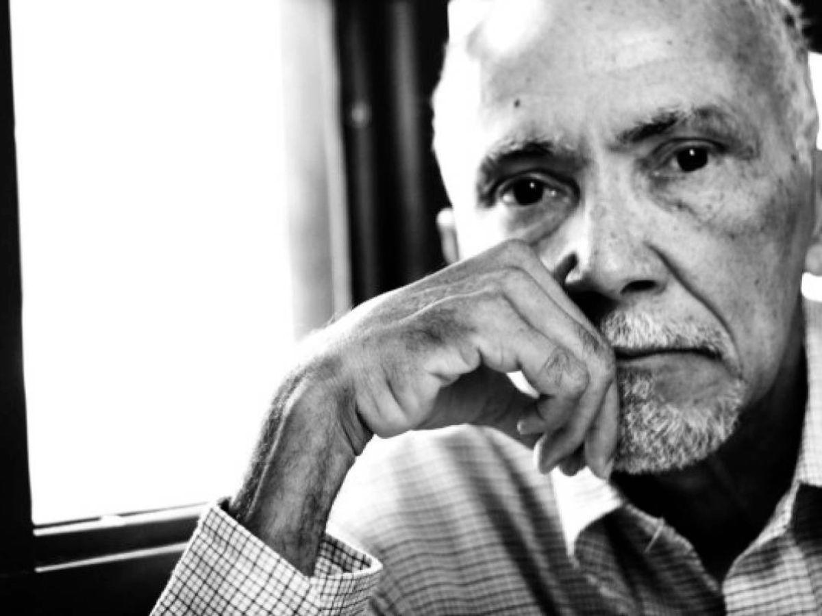 El querido poeta José Luis Quesada, autor de “Sombra del blanco día” (1987), falleció en el año 2019.