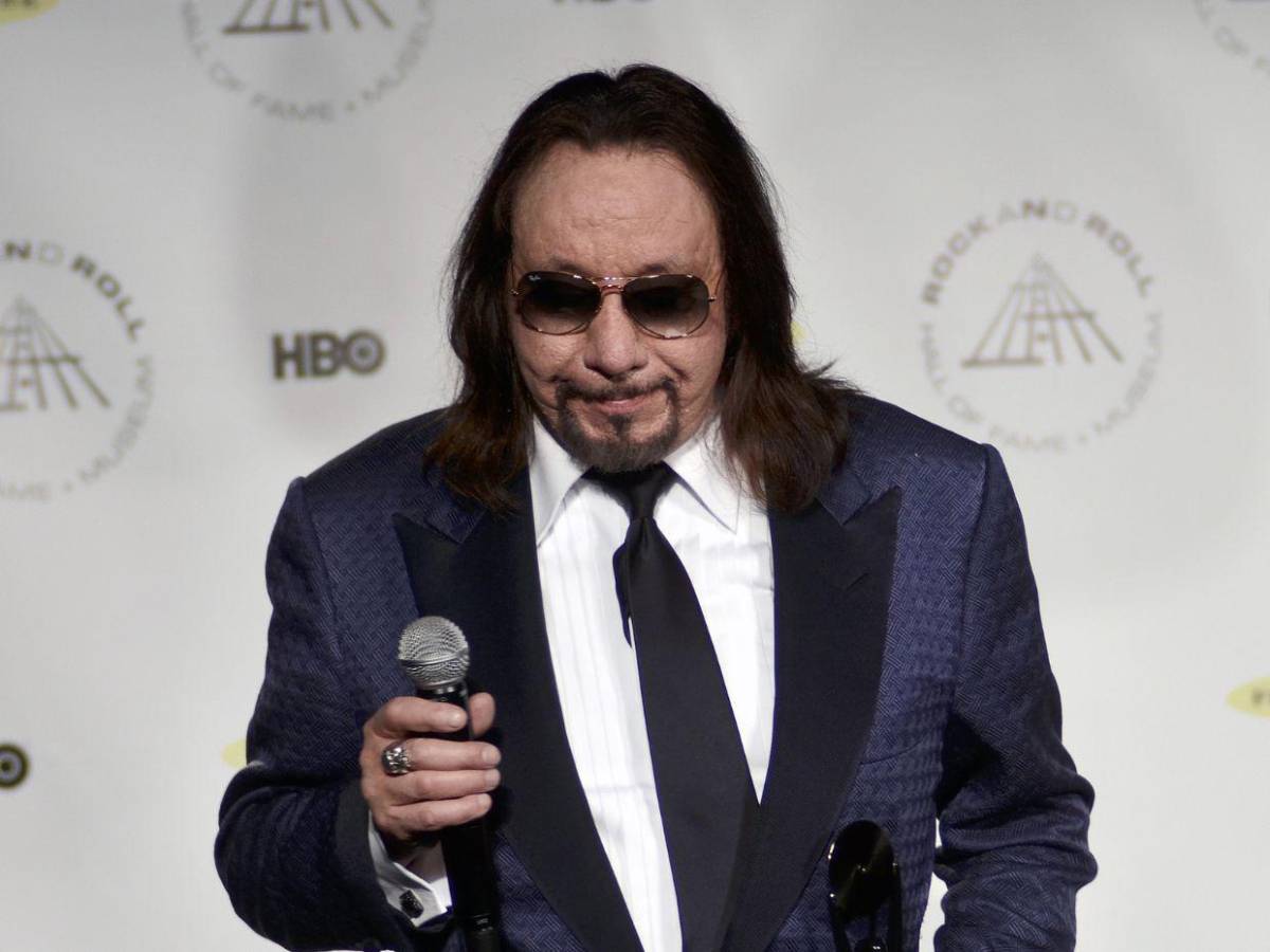 ¿De qué murió Ace Frehley, guitarrista fundador de KISS?