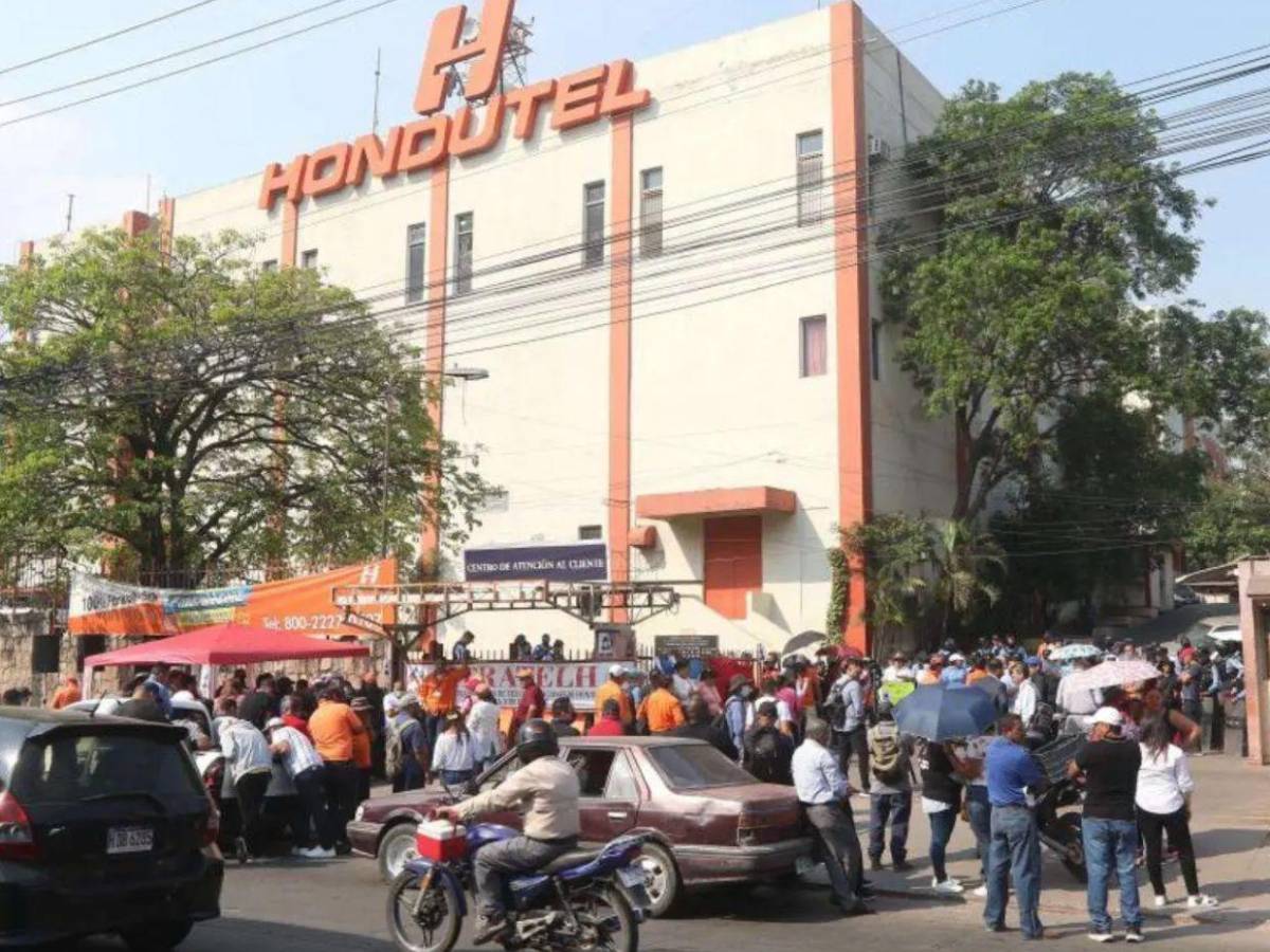 ¿De cuánto será el salario de Beatriz Valle en su nuevo puesto en Hondutel?