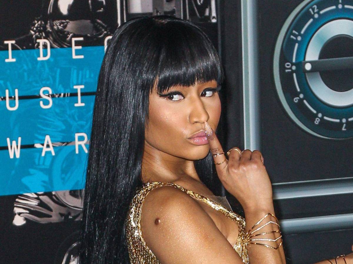 Nicki Minaj sobre la comunidad trans: Si naces como hombre, sé un hombre