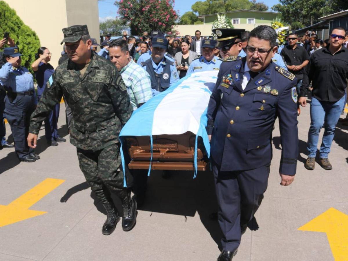 Despiden a Esteban Vargas, policía que perdió la vida tras un enfrentamiento en Chamelecón