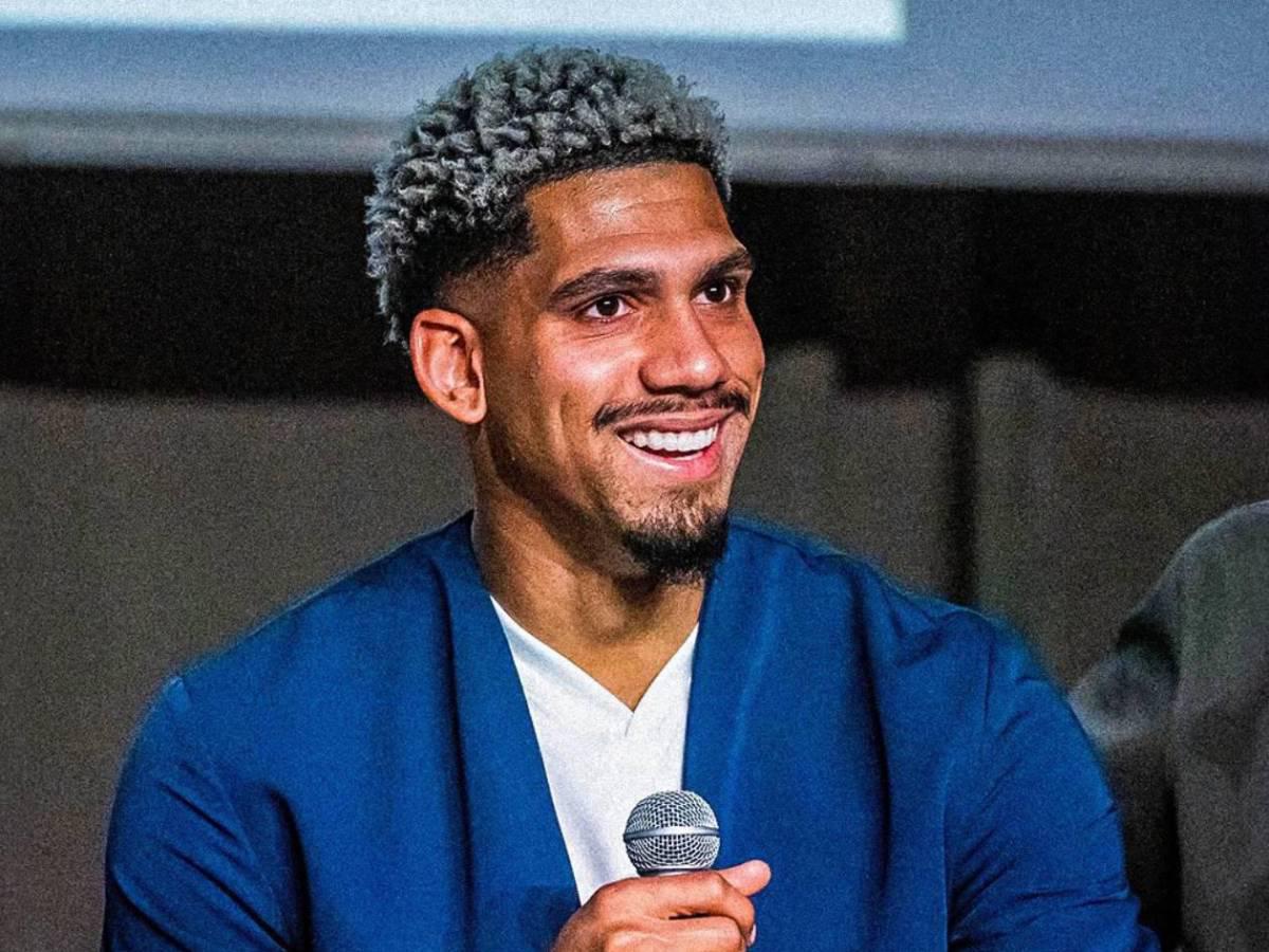 Ronald Araújo sorprende a muchos y toma esta decisión tras eliminación del Barcelona