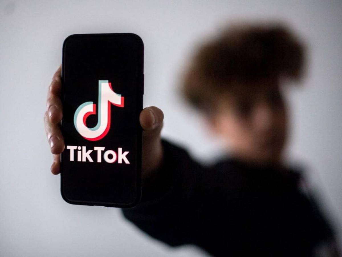 Denuncian TikTok en EEUU tras muerte de dos niñas por “reto del apagón”