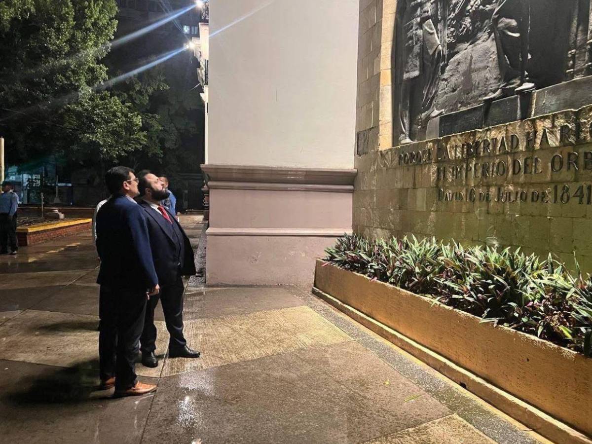 Lo que hizo Luis Redondo en sus últimas horas como presidente del Congreso Nacional