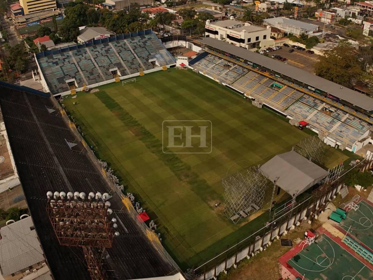 Lamentable: Las tristes imágenes de cómo quedó la grama del estadio Morazán tras concierto en SPS