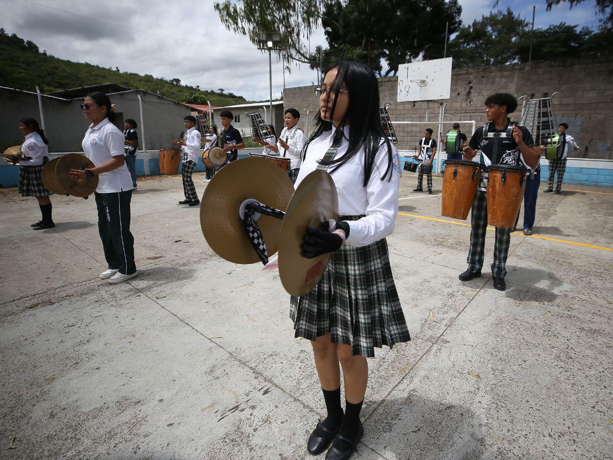 Ritmo y pasión: la banda del Instituto Adriana de Valerio lista para deslumbrar