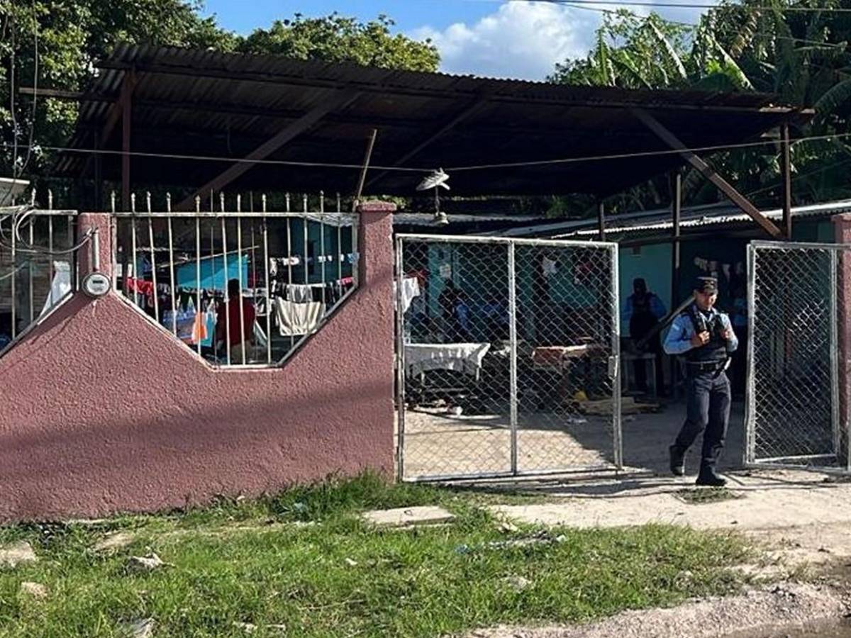 Con dos cuerpos encostalados bajo la cama, caen tres jóvenes en cuartería de Siguatepeque