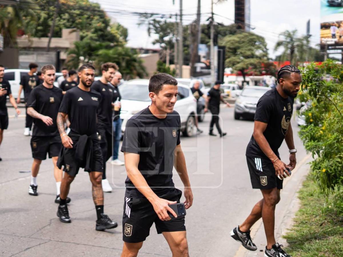 Campeón del mundo camina por las calles de SPS: LA FC disfruta previo a enfrentar a Real España