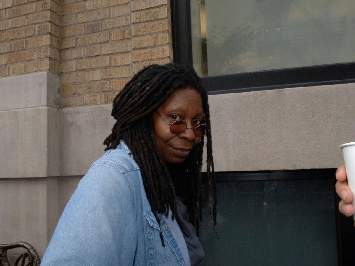 Whoopi Goldberg sobre su vida íntima a los 70 años: Hago mis escapadas cuando las necesito