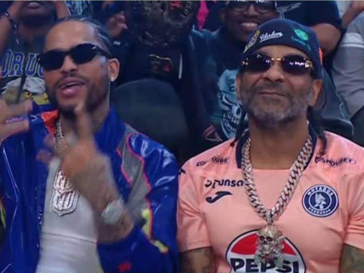 ¡Honduras presente en la WWE! Rapero de EE UU sorprende con la camiseta del Motagua