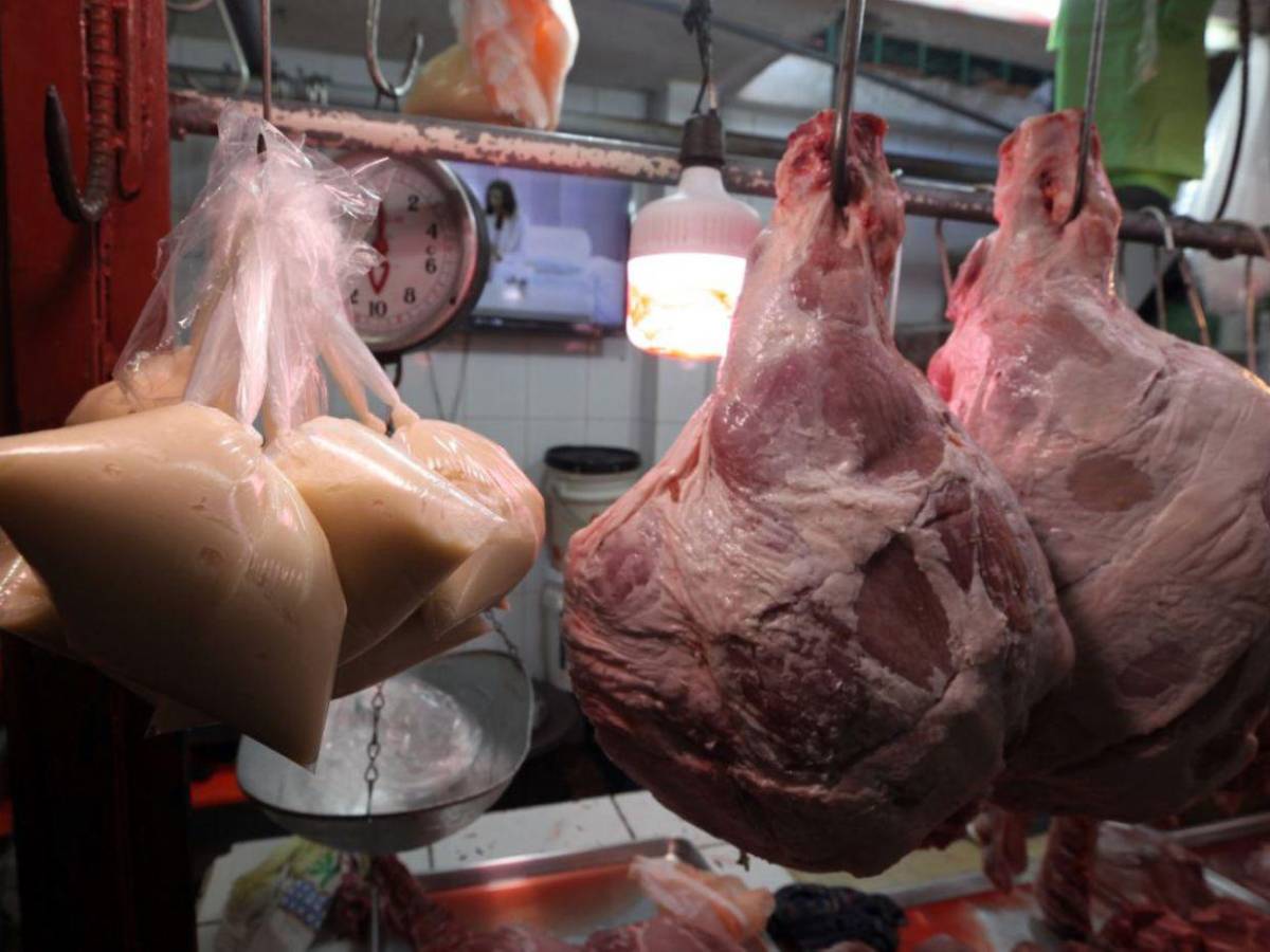 ¿Ya tiene sus compras para la cena navideña? Así están los precios en mercados de la capital