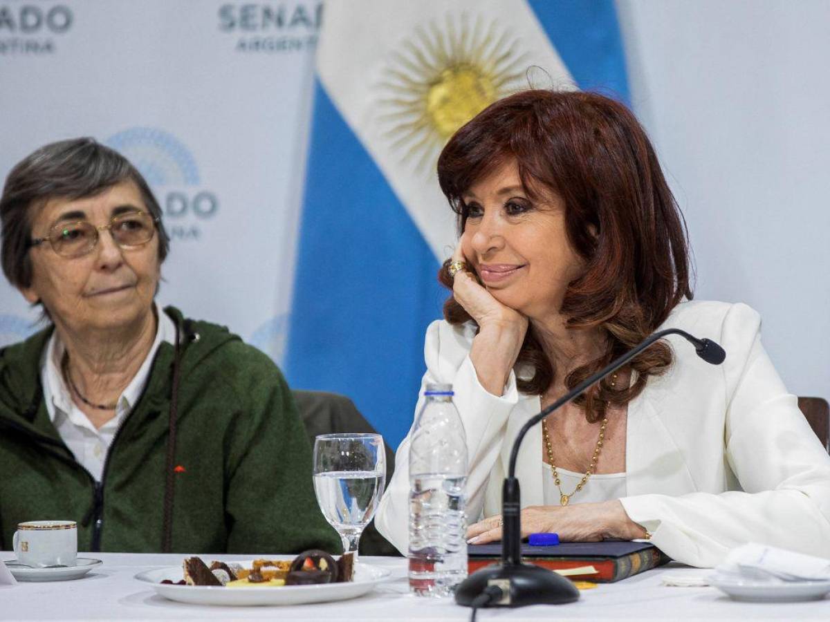 Cristina Kirchner evoca solidaridad del Papa Francisco, tras sufrir intento de magnicidio