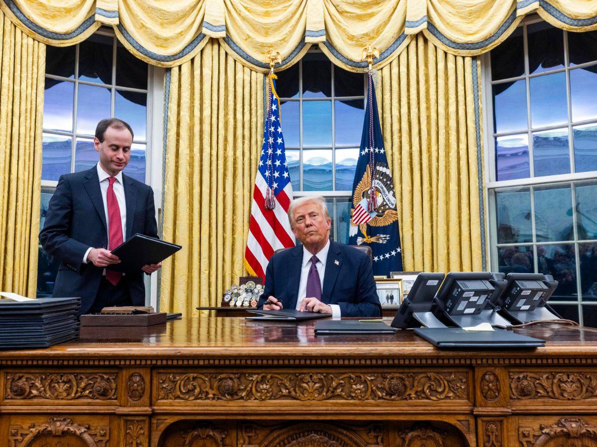 Ola de decretos ejecutivos: Las primeras medidas aprobadas por Trump tras su toma de posesión