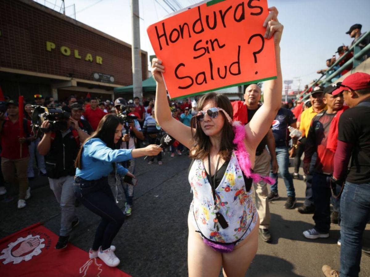 ¡Mapache!: La confrontación que se viralizó en marcha del Día del Trabajador