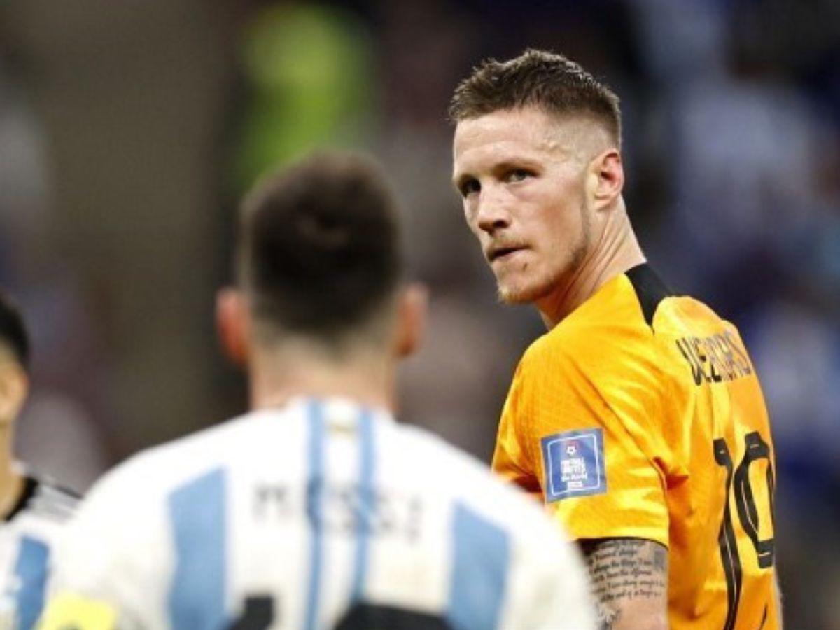 Weghorst, el neerlandés al que Messi llamó bobo: “Quería presentarle mis respetos después del partido”