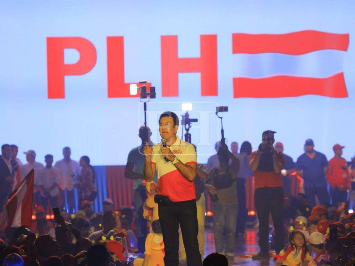 Con una alianza: así fue el cierre de campaña de Salvador Nasralla y Roberto Contreras en SPS