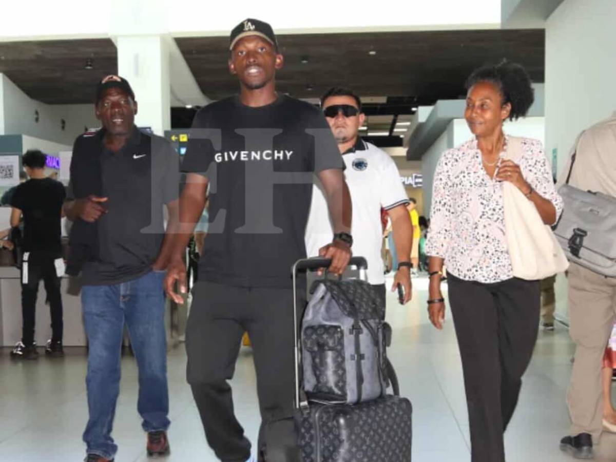 Alberth Elis se va de Olimpia y viajó para fichar por equipo en Europa: Así fue captado