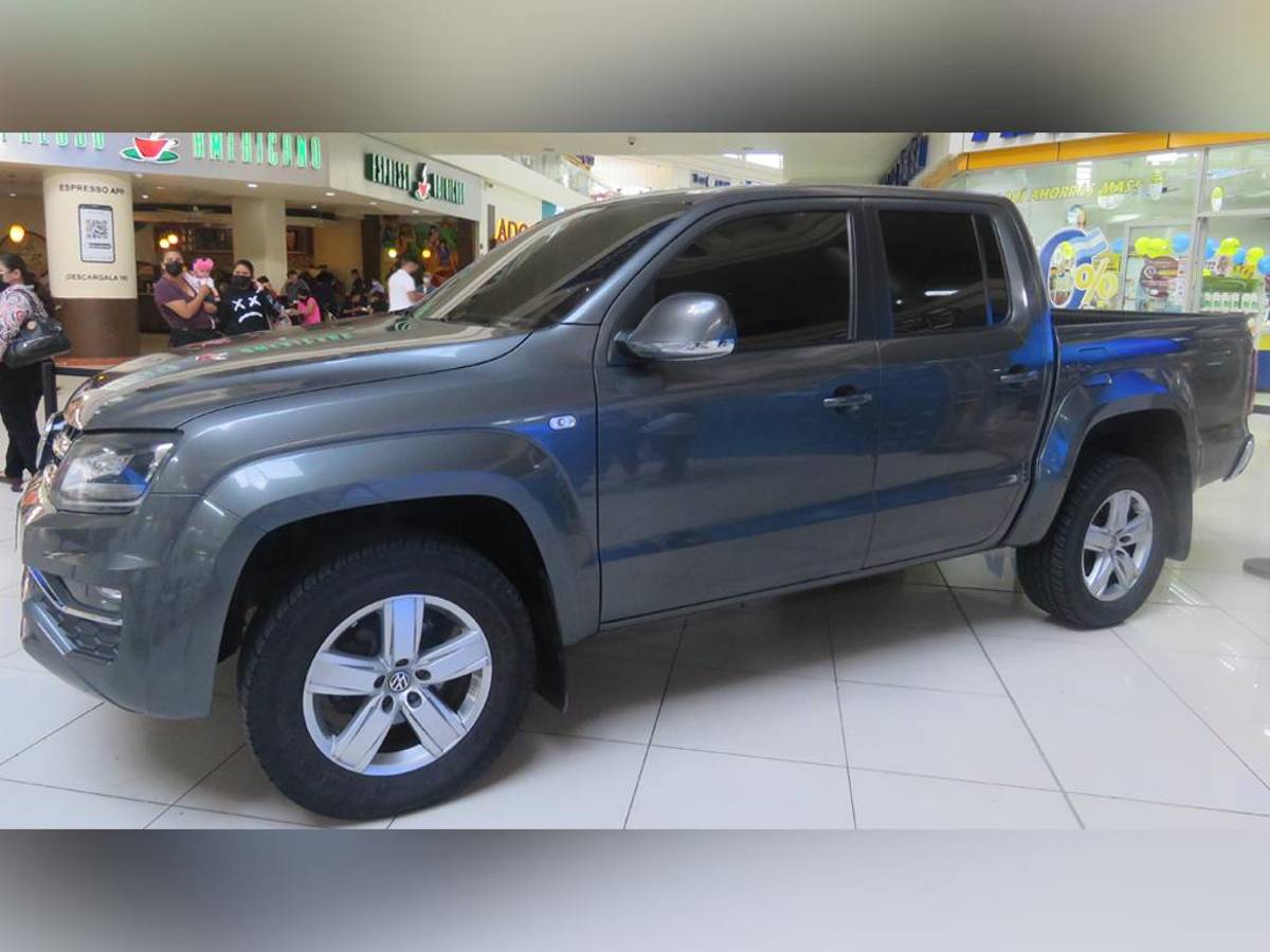 Este vehículo Volkswagen Amarok 2023 será sorteado entre los clientes que cobren sus remesas en Banco Ficohsa.