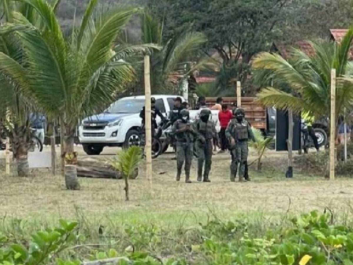 Hallan cinco cabezas humanas colgadas en playa de Ecuador: identifican víctimas