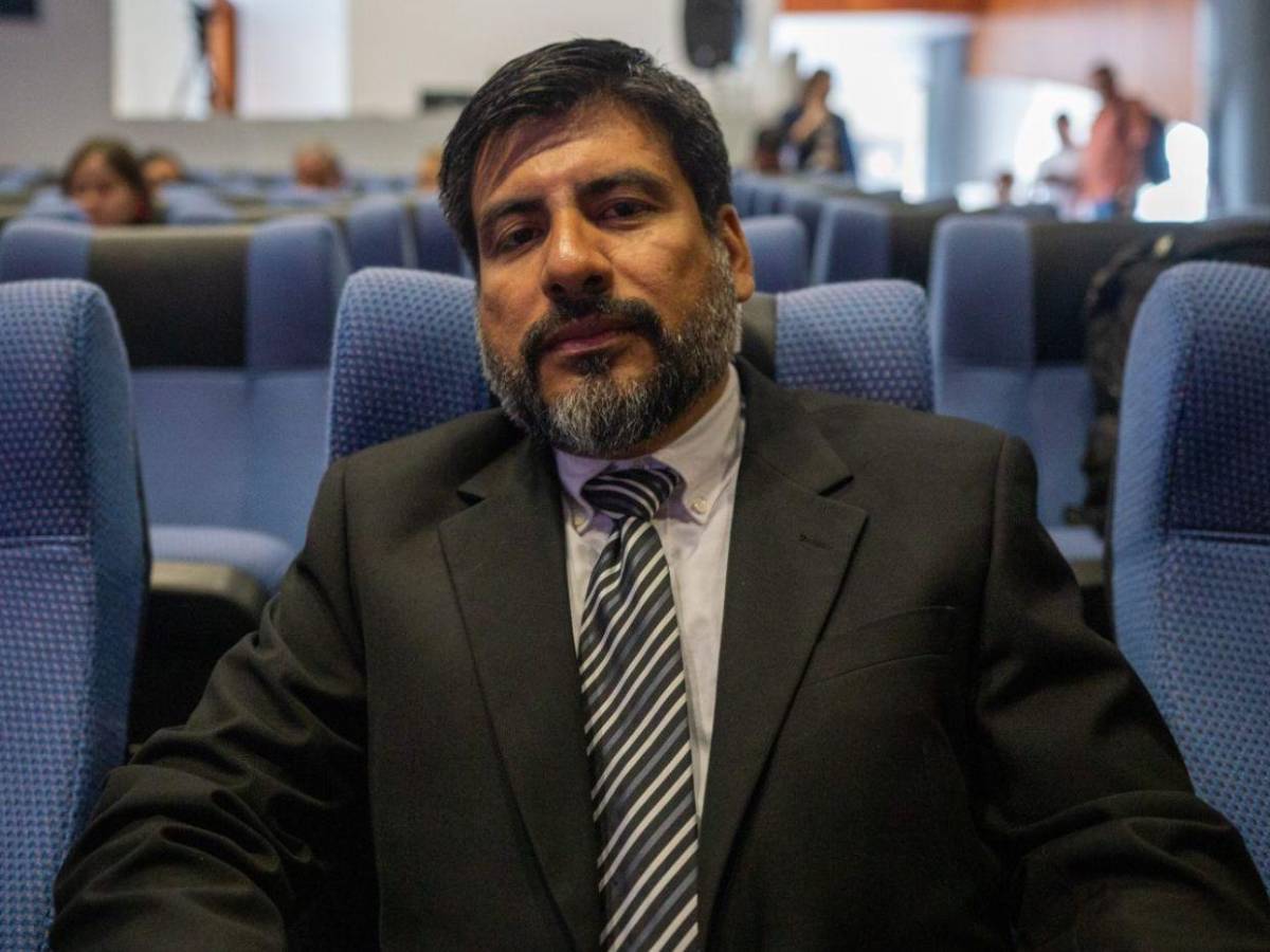 Exfiscal de la República: la nueva descripción en X que marca la salida de Zelaya