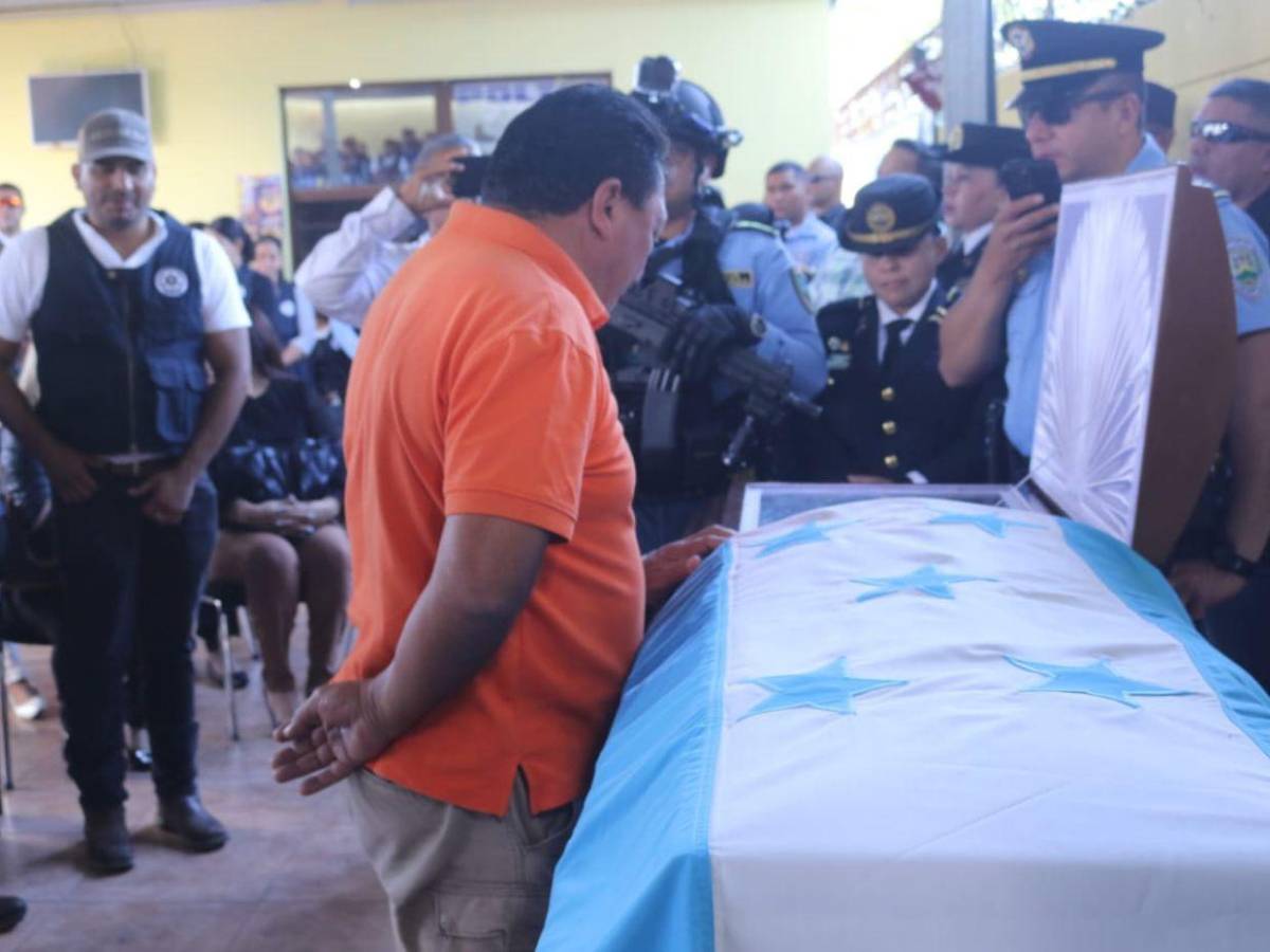 Despiden a Esteban Vargas, policía que perdió la vida tras un enfrentamiento en Chamelecón