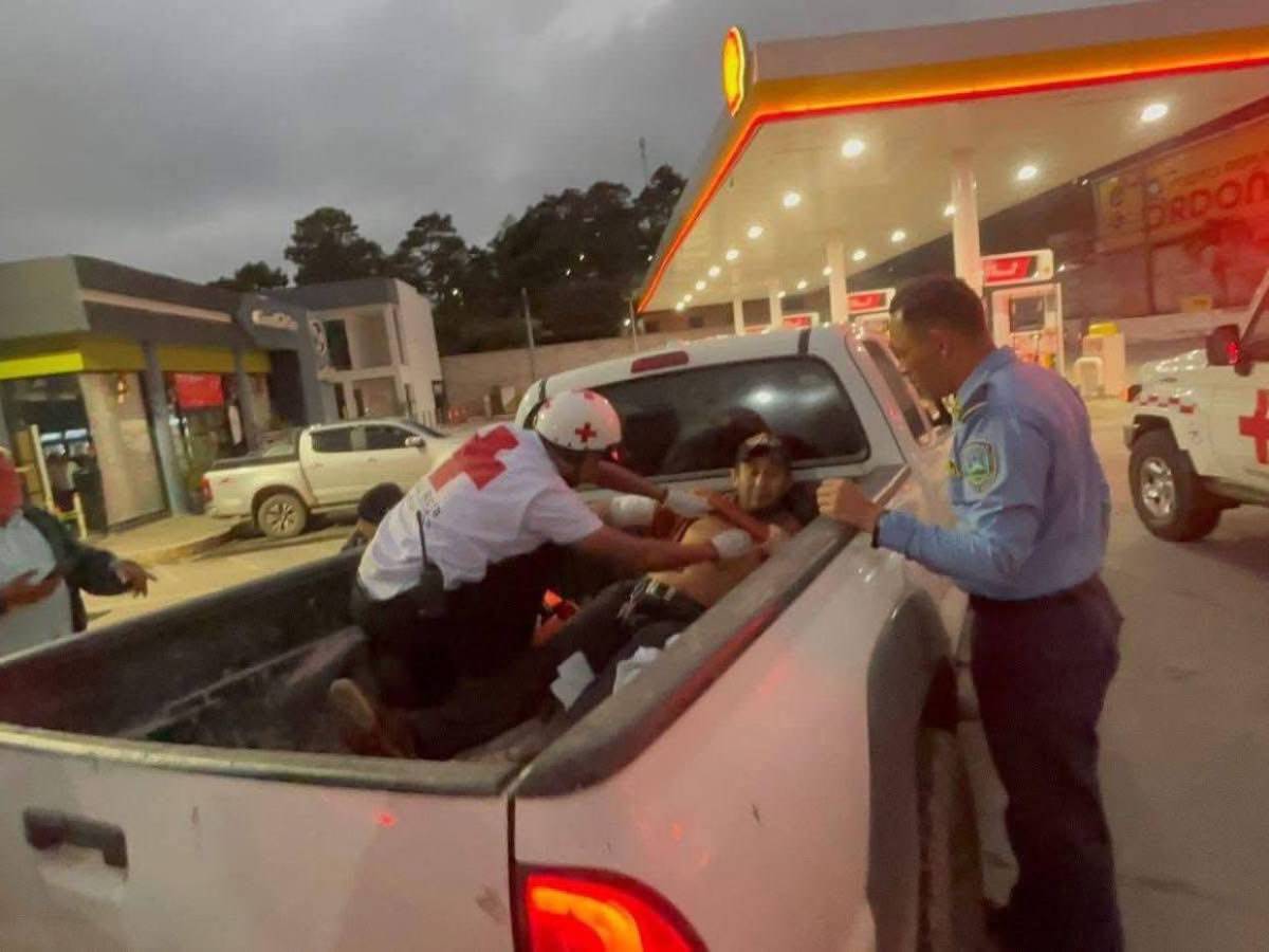 Primeras imágenes del atentado contra una pareja en un bus interurbano de Güinope