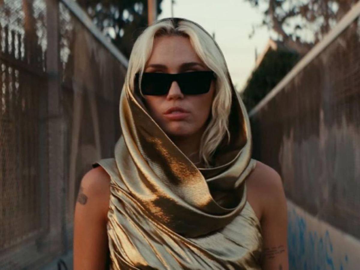 Miley Cyrus adelanta Something Beautiful, su noveno álbum de estudio