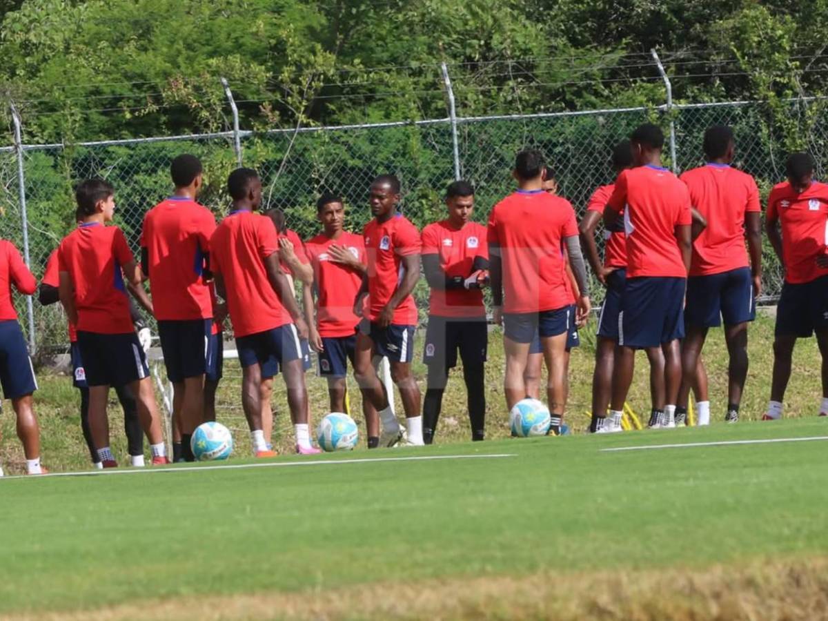 ¿Se va Carlos Pineda? Las sorpresas que dejó el entreno de Olimpia previo a jugar ante UPNFM