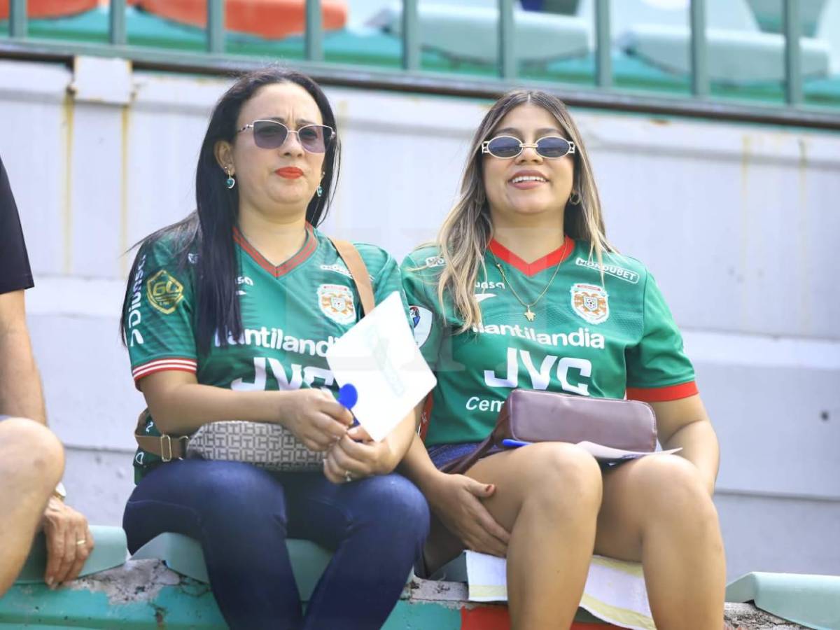 Chica viral fue la sensación: Las linduras que llegaron al Yankel Rosenthal de SPS