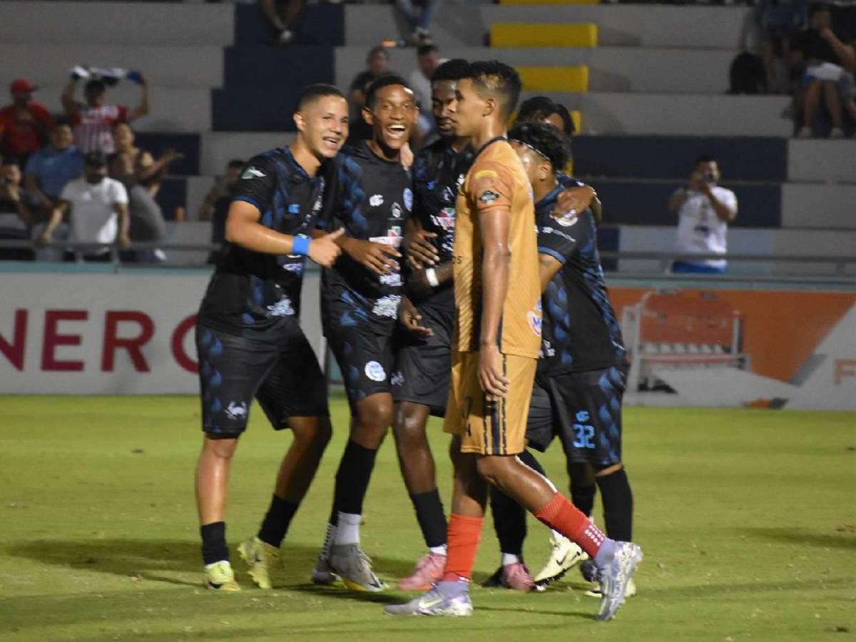 Victoria sigue sumergido en la miseria: ¿Qué pasó con las promesas de Supremo y La More?