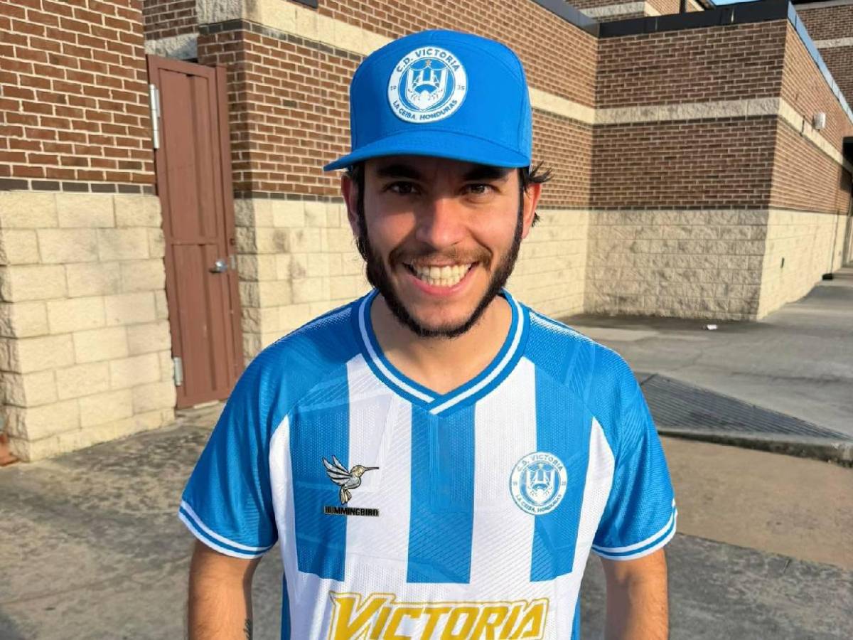 Carlos Espina sorprende a Shin Fujiyama con impresionante regalo: Lo que le dio en pleno Mundial
