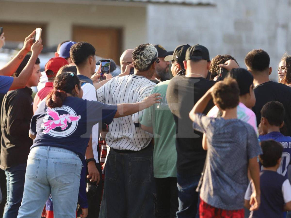 Entre risas y fanáticos, Selección de Tiktokers de Honduras se prepara para partido con Brasil
