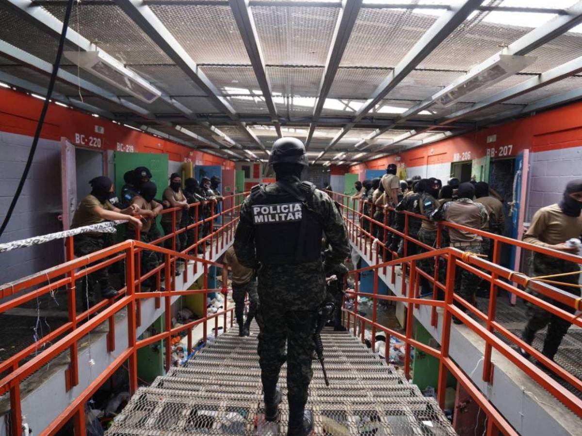 Régimen especial a reos: medidas aprobadas en Consejo de Defensa y Seguridad contra grupos criminales