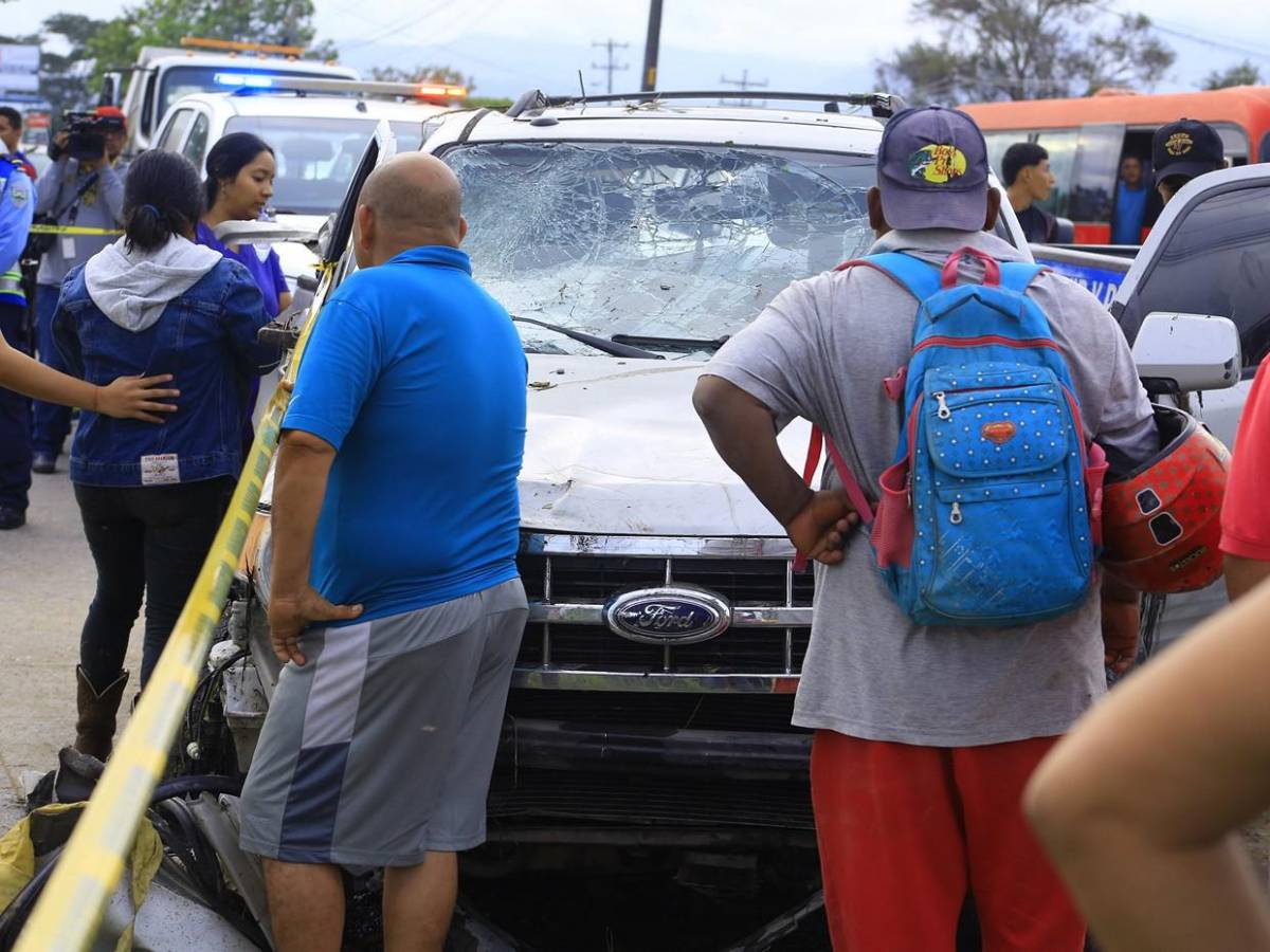 Esquivar moto o colisión con otro carro: investigan cómo pasó accidente en Cortés