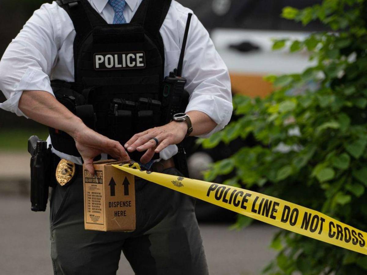 Buscan en EEUU a presunto tirador que dejó tres muertos