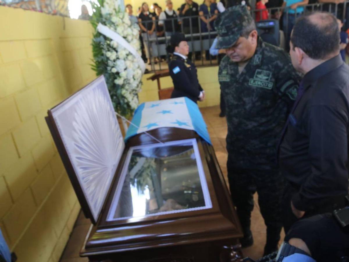 Despiden a Esteban Vargas, policía que perdió la vida tras un enfrentamiento en Chamelecón