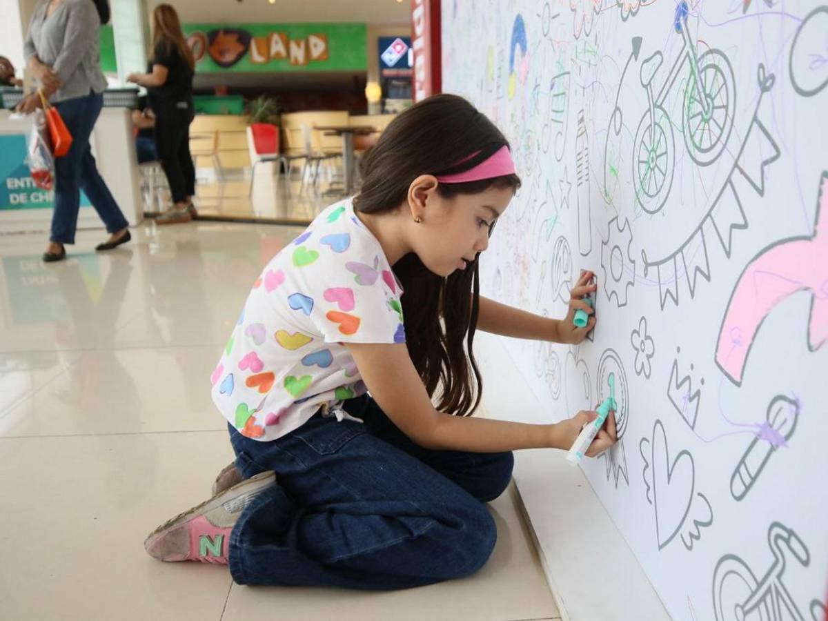 Emoción y sonrisas en entrega de kits para la Vuelta Infantil EL HERALDO 2025