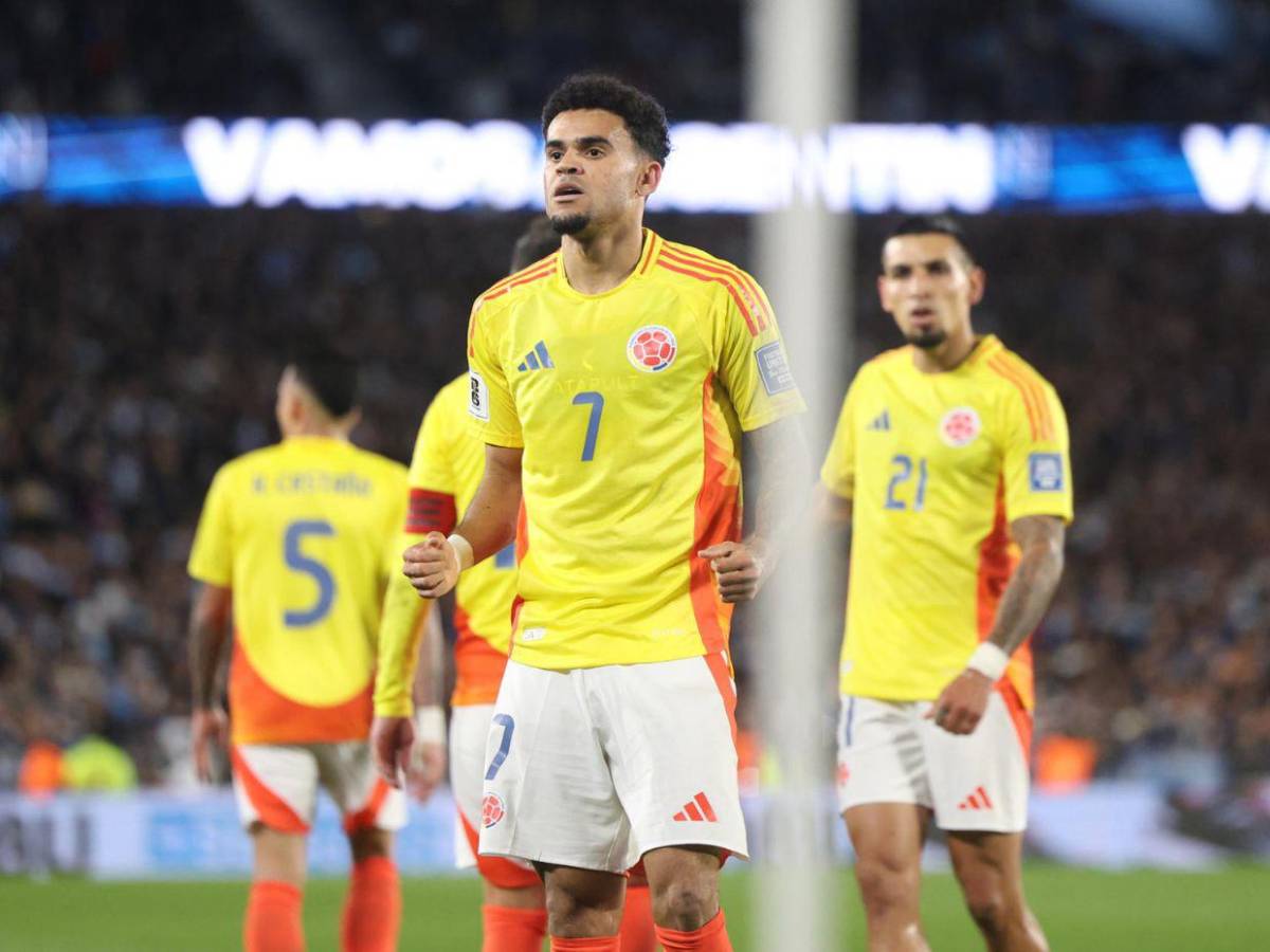 Messi y Luis Díaz en disputa por ser el máximo goleador en las eliminatoria sudamericanas Messi y Luis Díaz en disputa por ser el máximo goleador en las eliminatoria sudamericanas