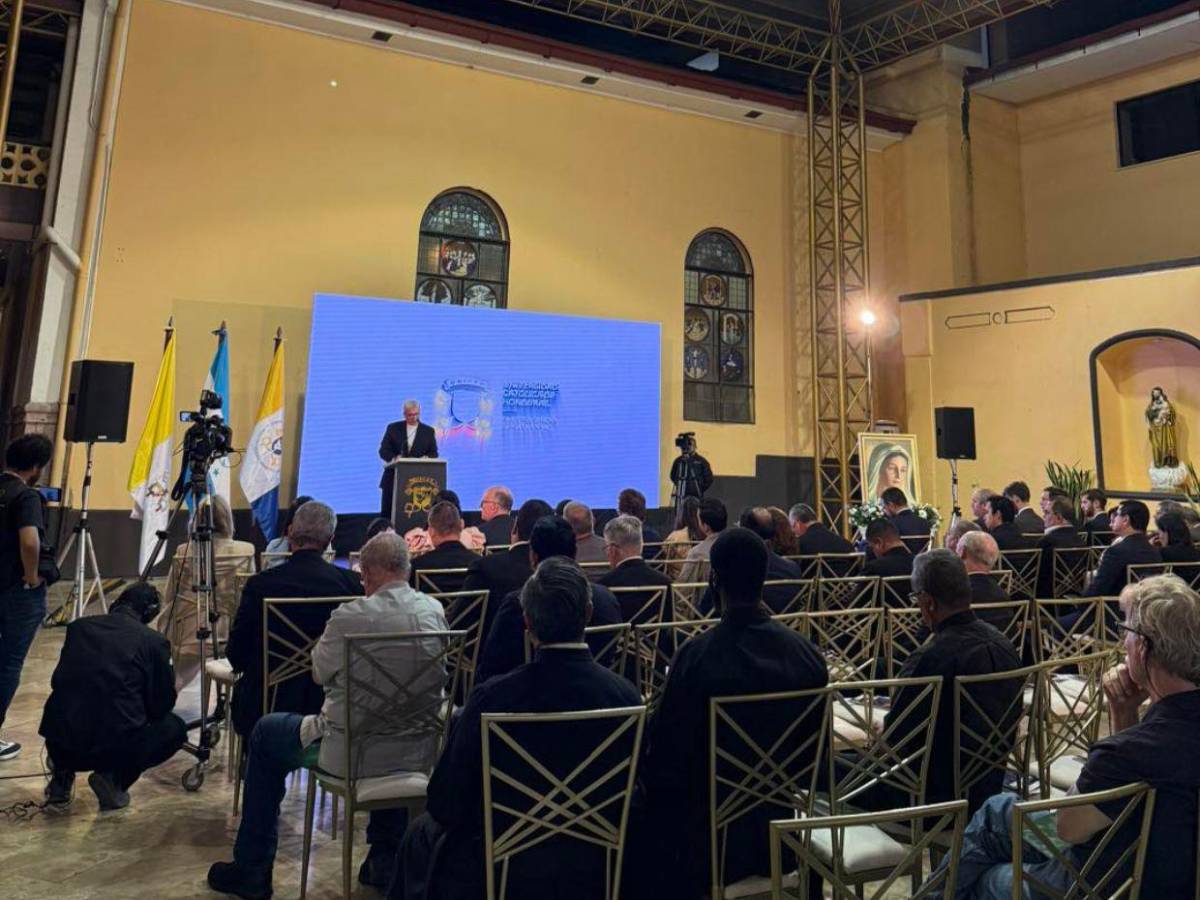 Como reconocimiento y homenaje, iglesia Católica lanza primera edición del Premio Juan López