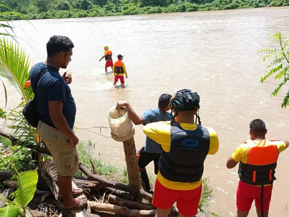 Recuperan cadáver de niño de un año que fue arrastrado por río Mame en Olanchito