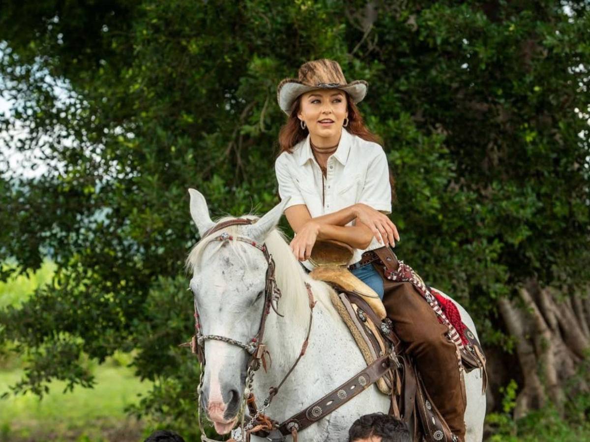 Angelique Boyer protagonizará el remake de “Muchacha italiana viene a casarse”, afirman