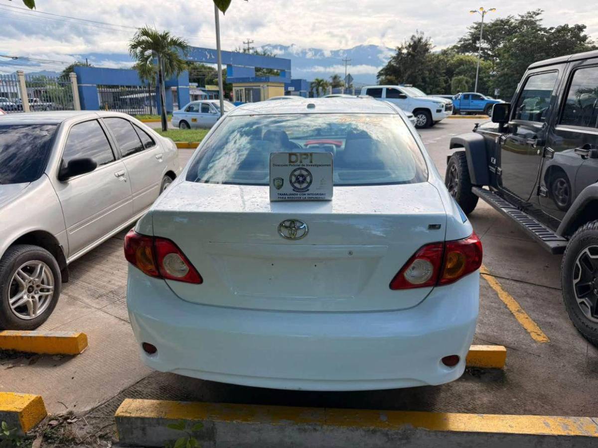 Cámaras grabaron su ruta: taxista vinculado en crimen de catedrático sacó pertenencias de su casa