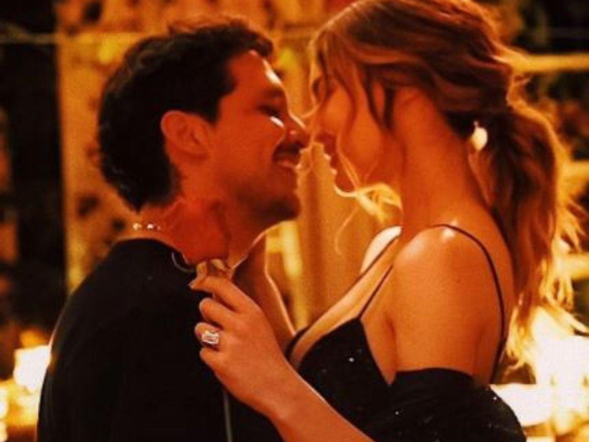 Nodal y Belinda se comprometieron en Barcelona nueve meses después de haber iniciado su relación