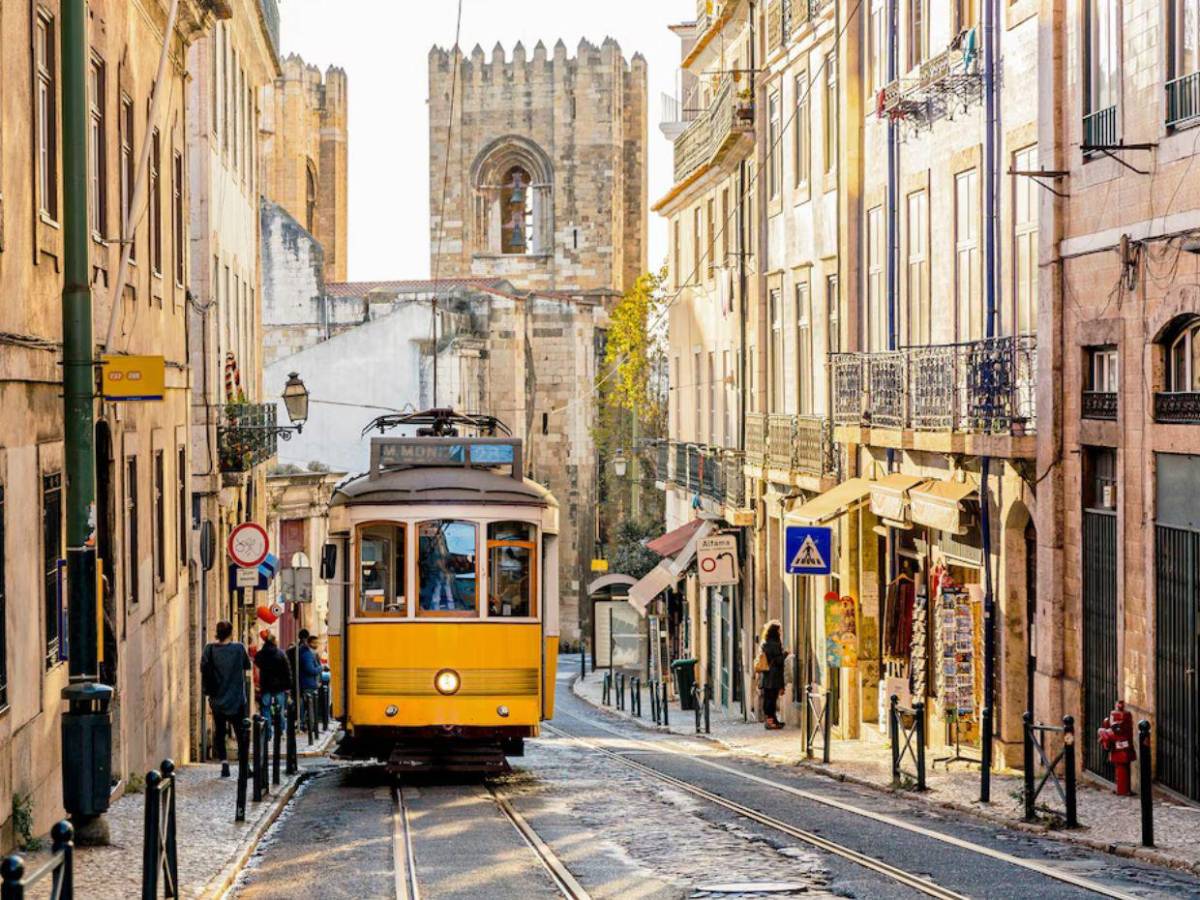 Así es Alverca FC, nuevo club de Julián Martínez del que Vinicius es el propietario