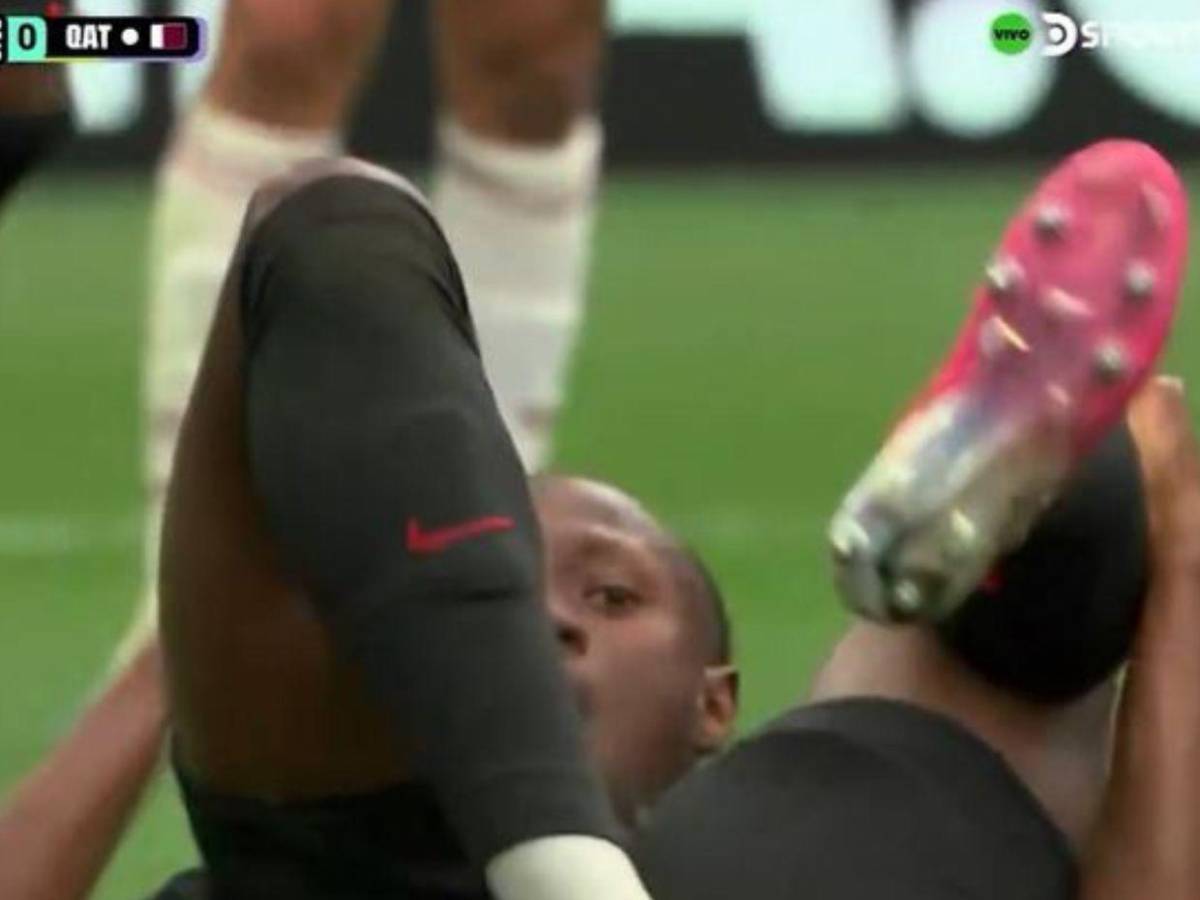 Así fue la impactante lesión que jugador de Qatar le causó a Koné de Canadá en el Mundial