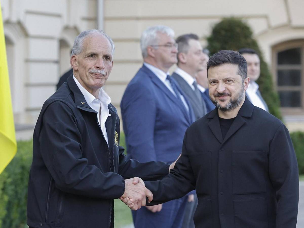 Asfura se convierte en el primer presidente hondureño en visitar Ucrania
